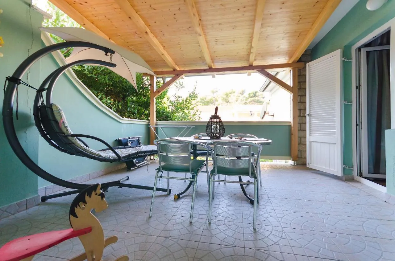 Apartments Ruzica Banjol Croatia