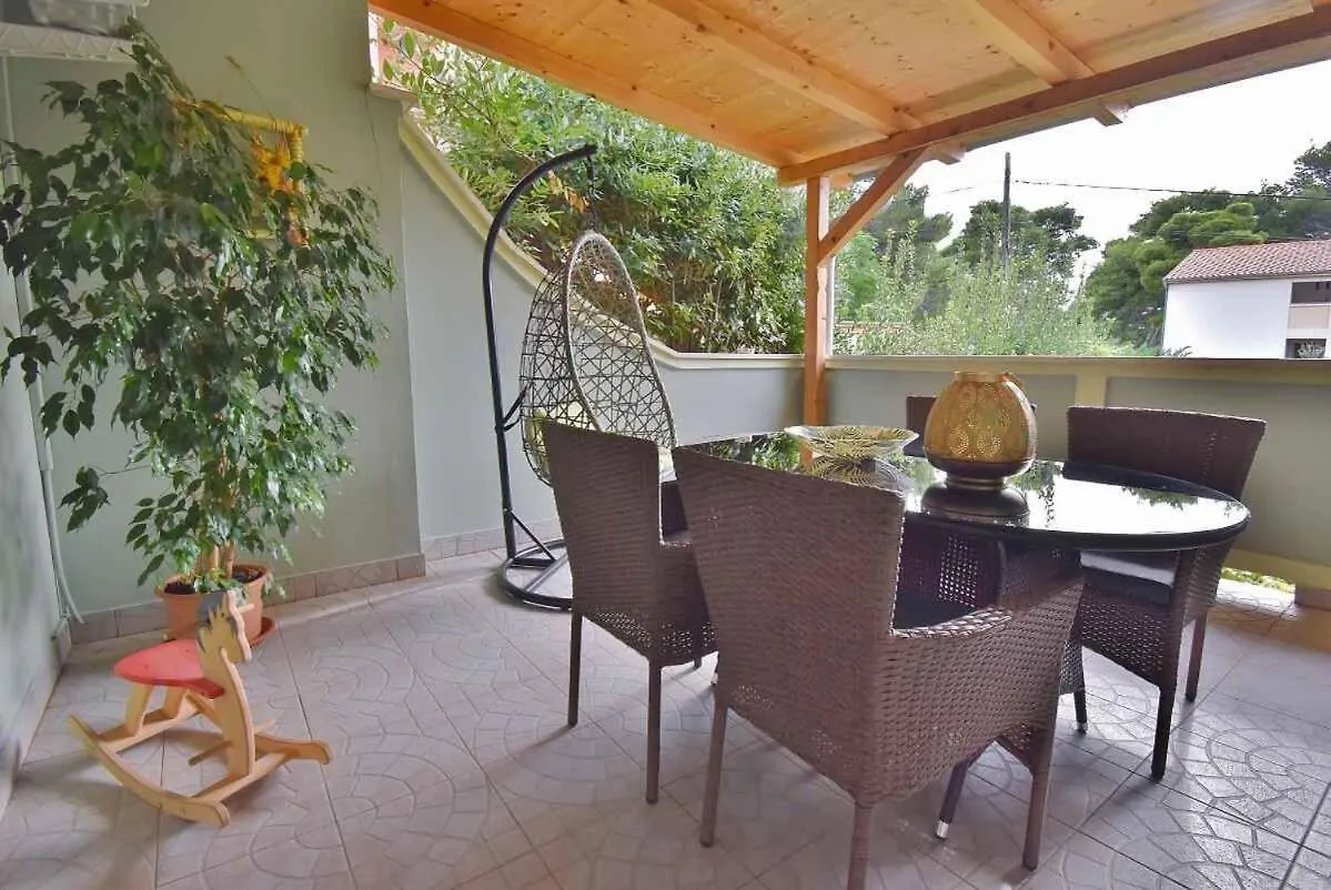 Apartments Ruzica Banjol