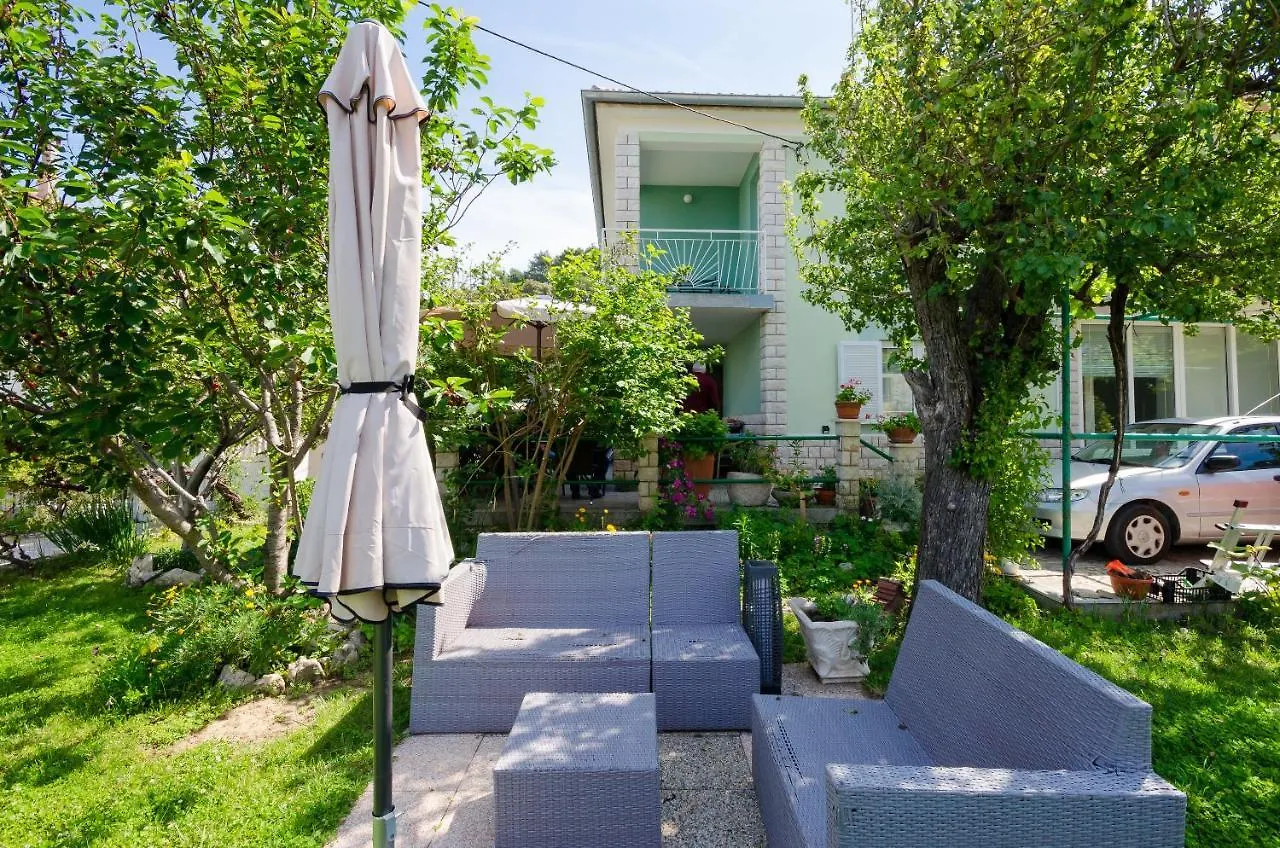 Apartments Ruzica Banjol Croatia