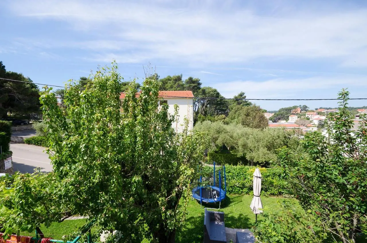 Apartments Ruzica Banjol