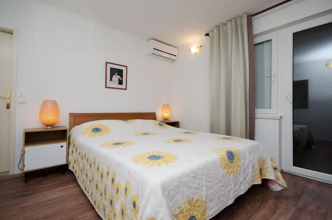 Apartments Ruzica Banjol Croatia