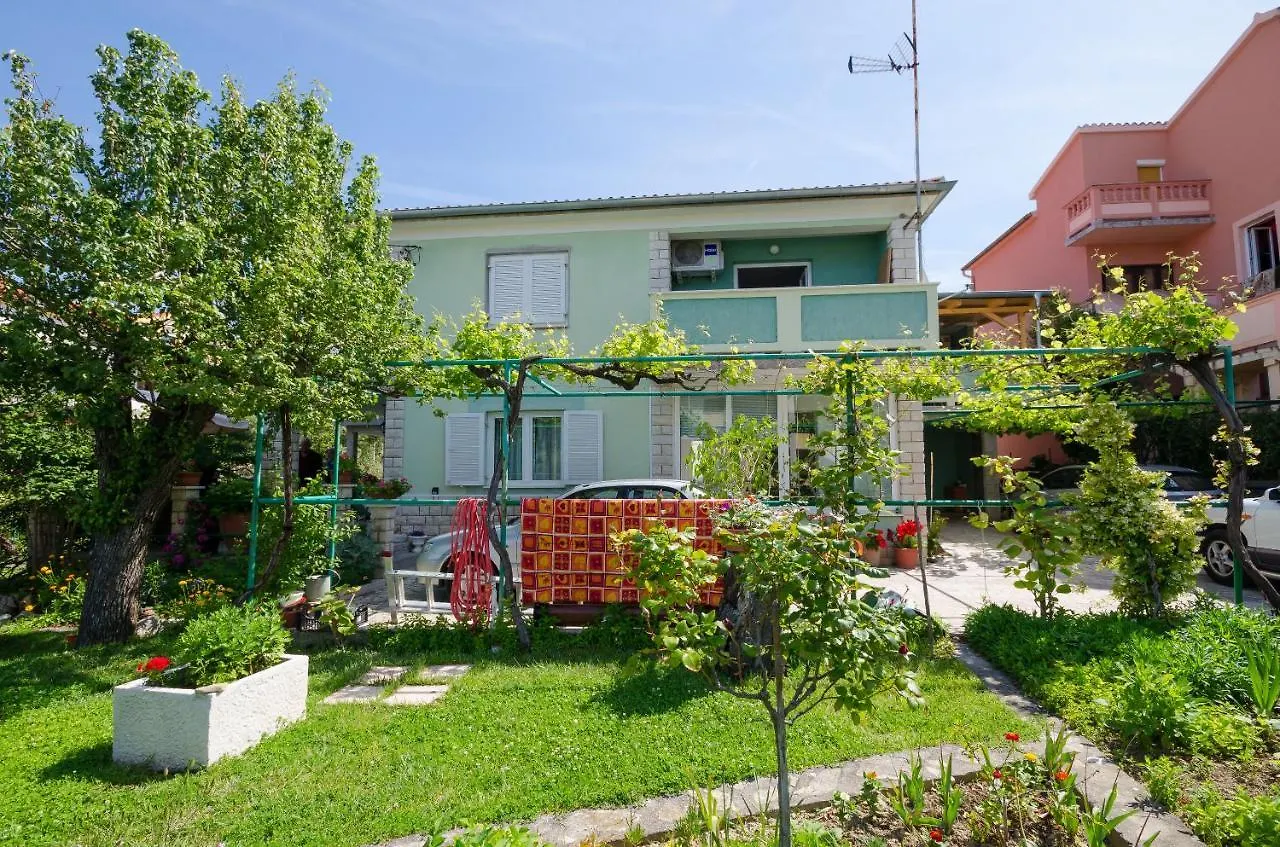Apartments Ruzica Banjol